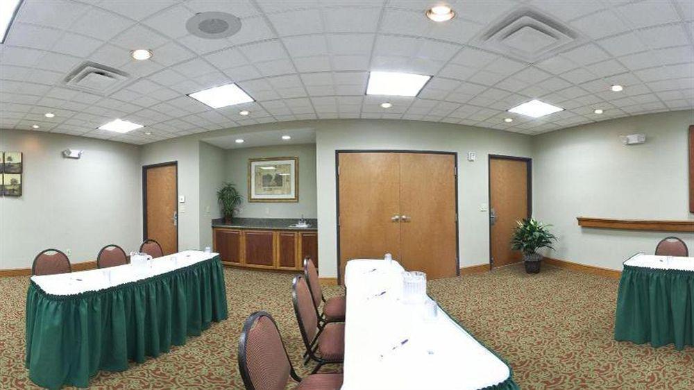 Holiday Inn Express Mineral Wells By Ihg Parkersburg Εξωτερικό φωτογραφία