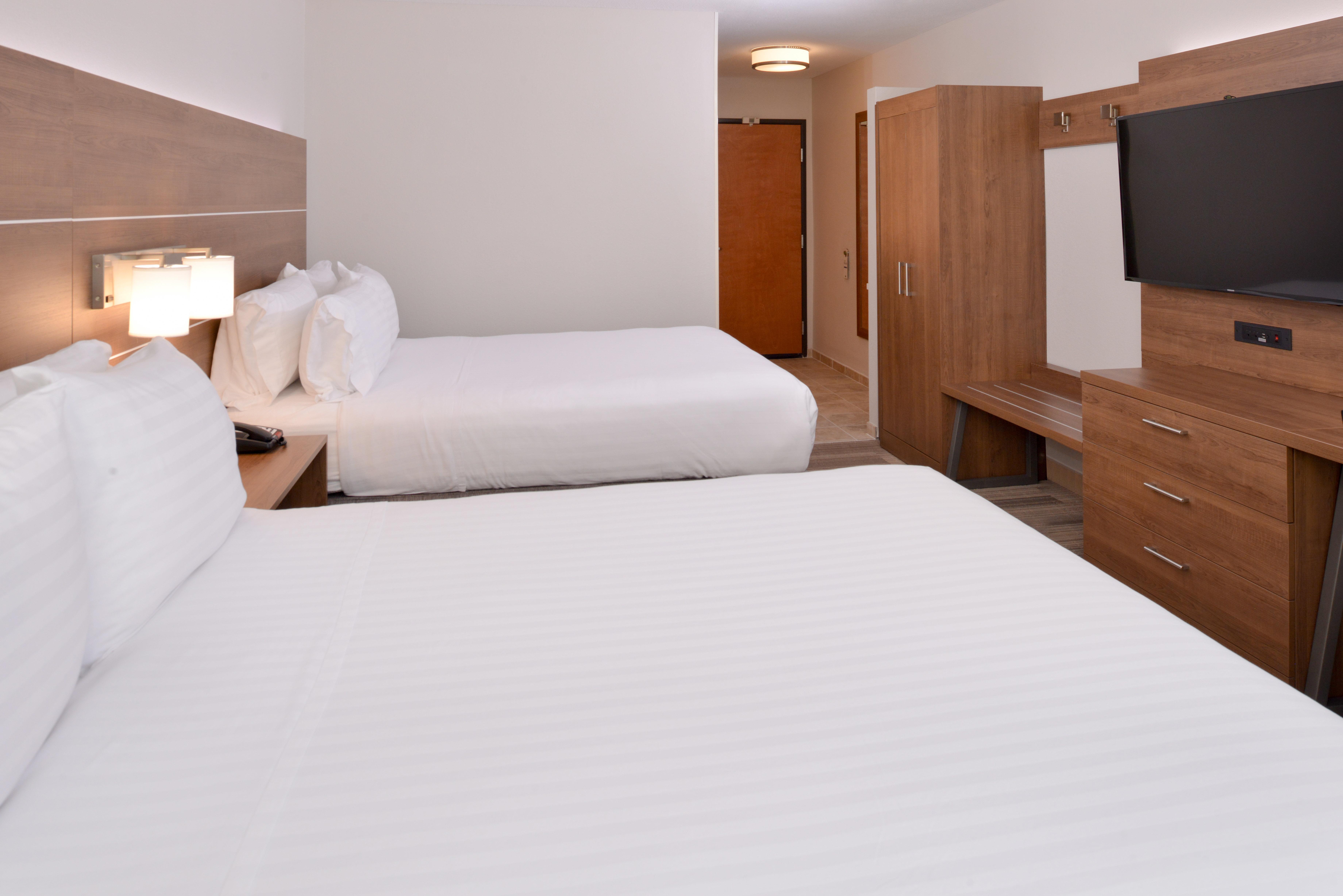 Holiday Inn Express Mineral Wells By Ihg Parkersburg Εξωτερικό φωτογραφία