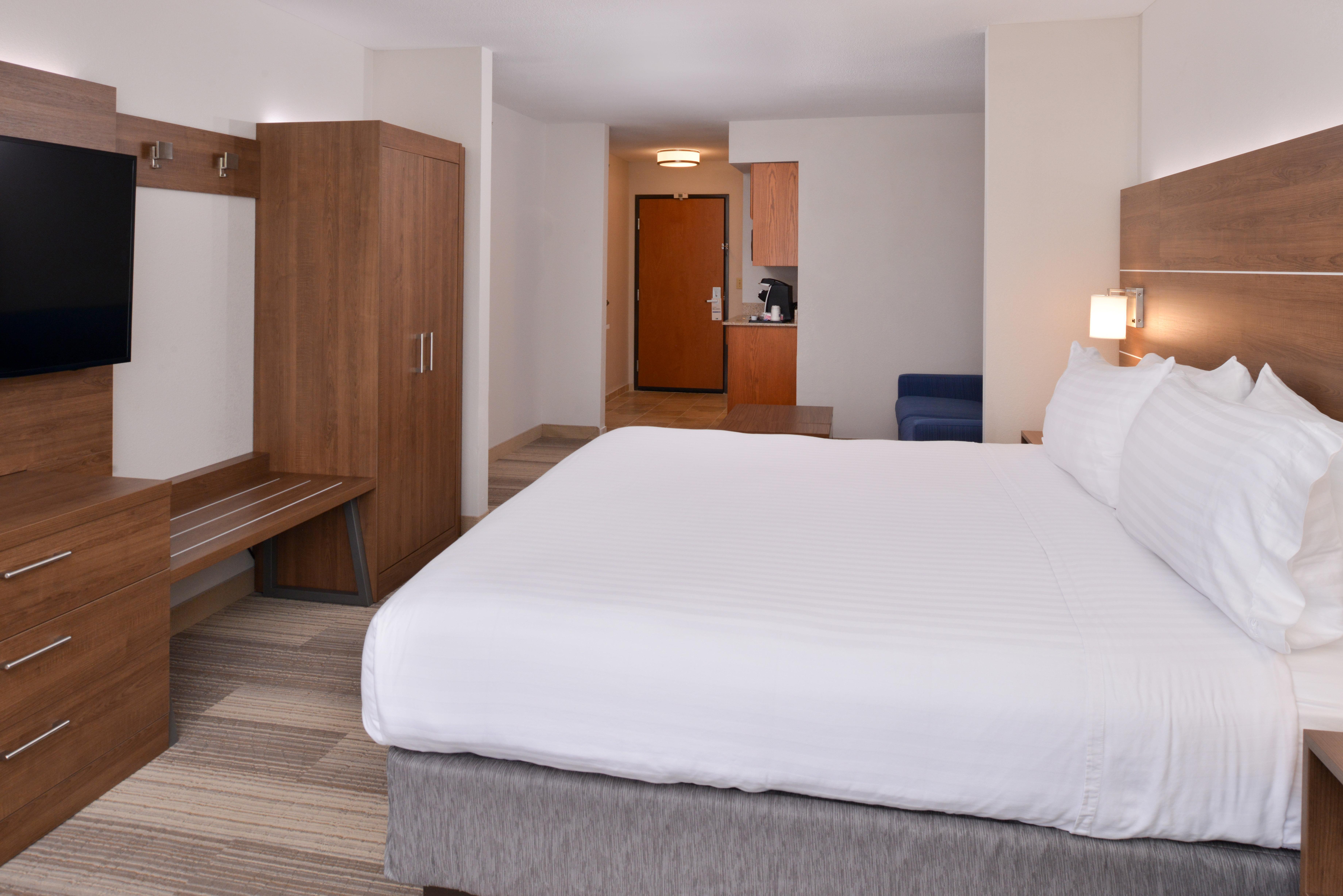 Holiday Inn Express Mineral Wells By Ihg Parkersburg Εξωτερικό φωτογραφία