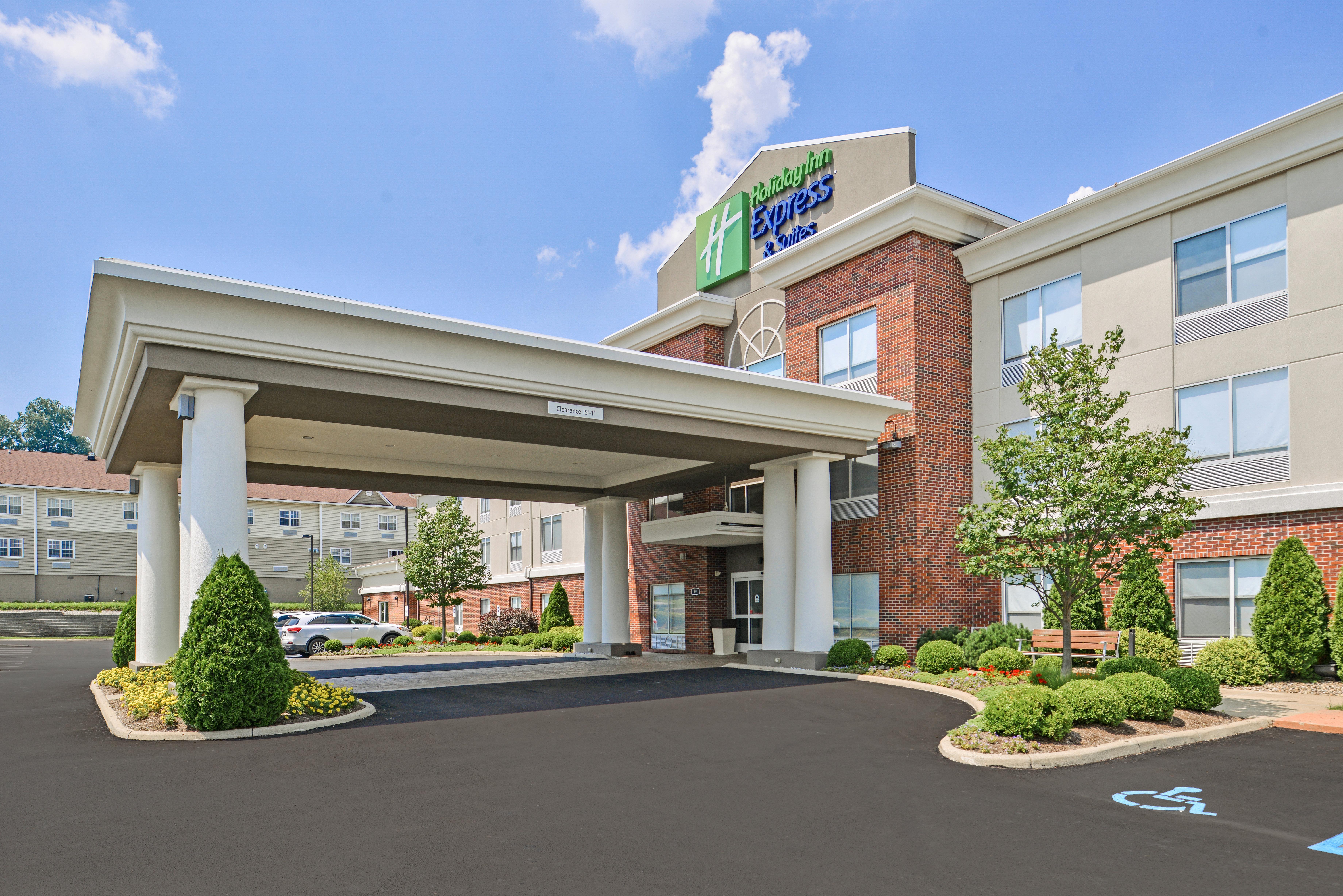 Holiday Inn Express Mineral Wells By Ihg Parkersburg Εξωτερικό φωτογραφία