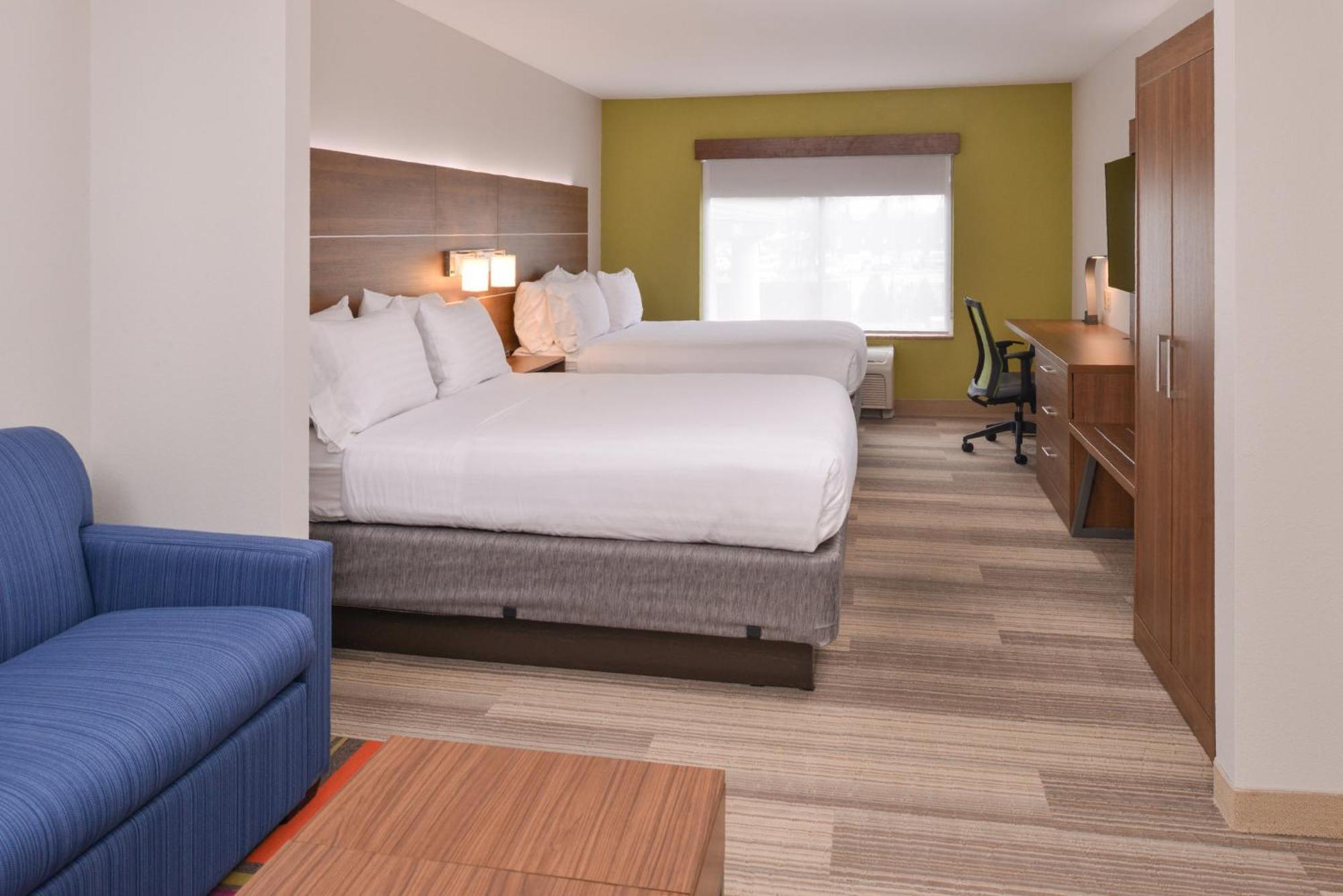 Holiday Inn Express Mineral Wells By Ihg Parkersburg Εξωτερικό φωτογραφία