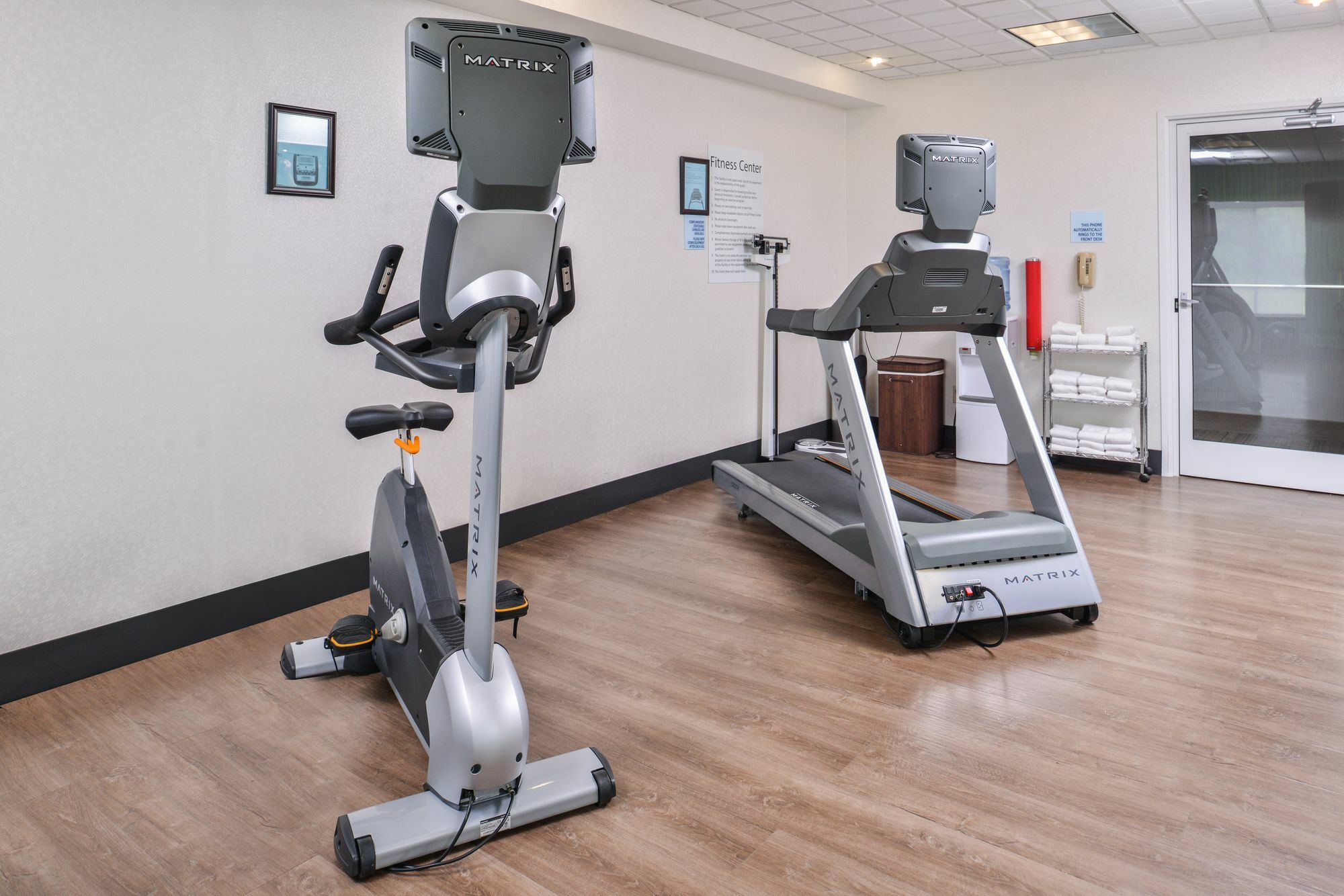 Holiday Inn Express Mineral Wells By Ihg Parkersburg Εξωτερικό φωτογραφία