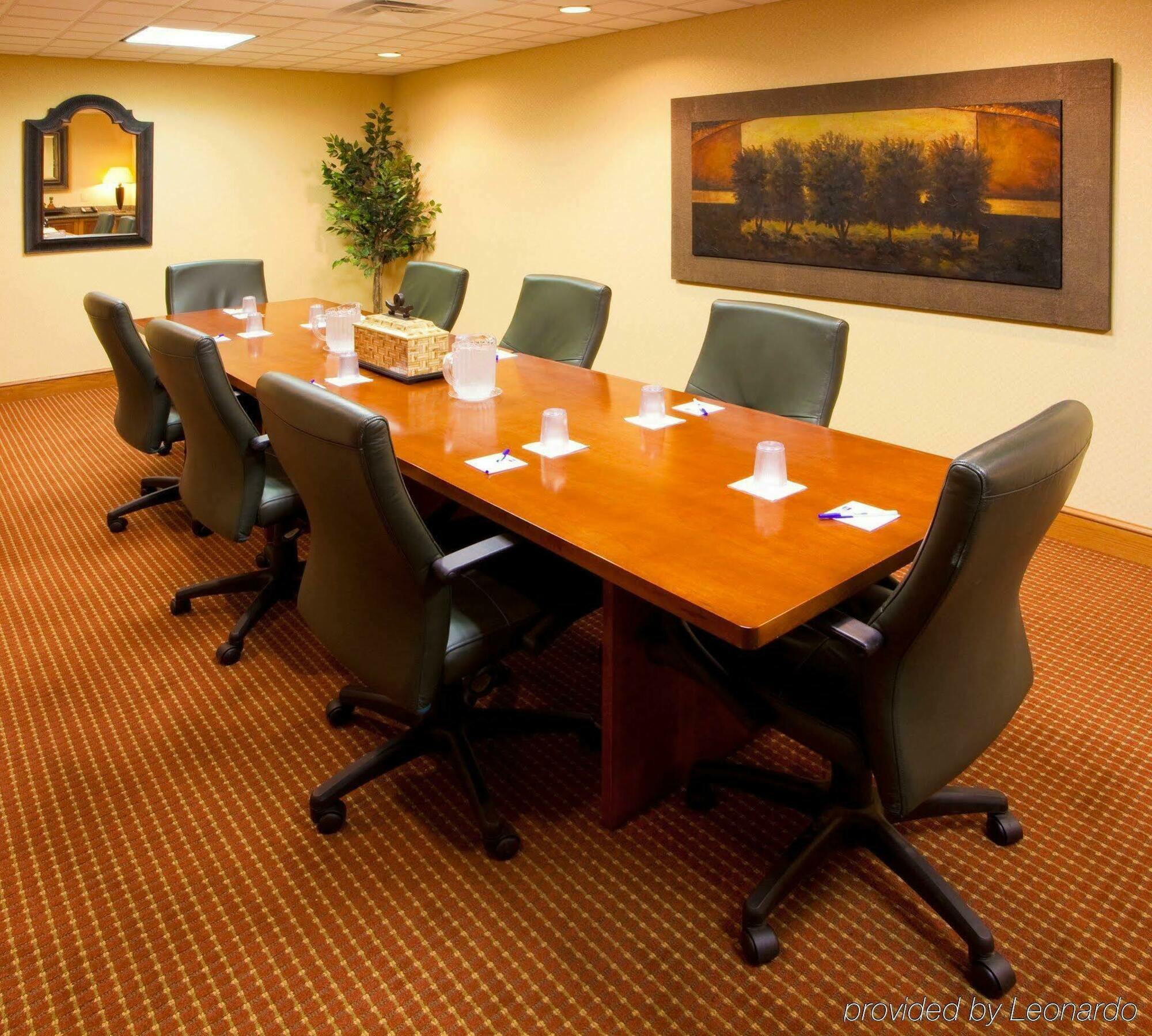 Holiday Inn Express Mineral Wells By Ihg Parkersburg Εξωτερικό φωτογραφία